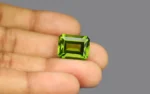 Peridot - 12.92 Carats - Image 2