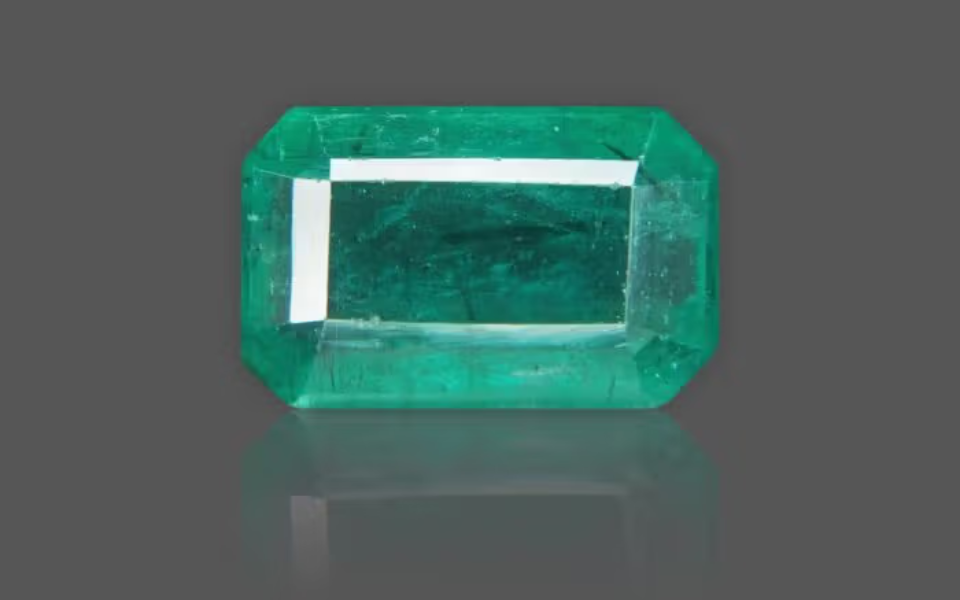 211-57.png Emerald - 5.28 Carat - Image 1