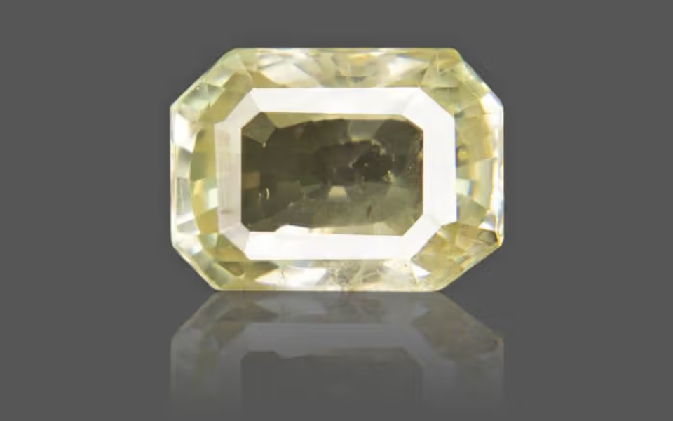 48.png Yellow Sapphire - 4.97 Carat - Image 1