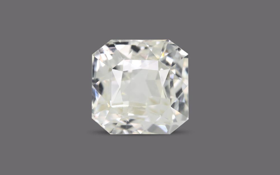 480-14.png White Sapphire - 5.3 Carat - Image 1