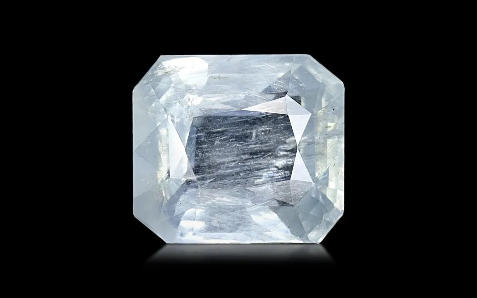 gp125966-1-160823.webp White Sapphire - 6.97 Carats - Image 1