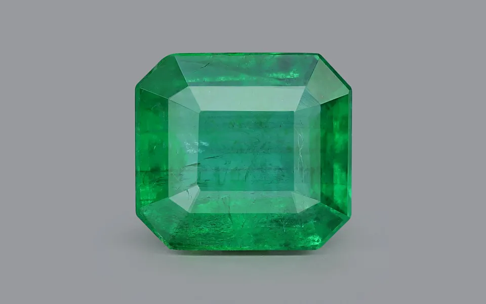 gp146323-1-210625.webp Emerald - 5.12 Carats - Image 1