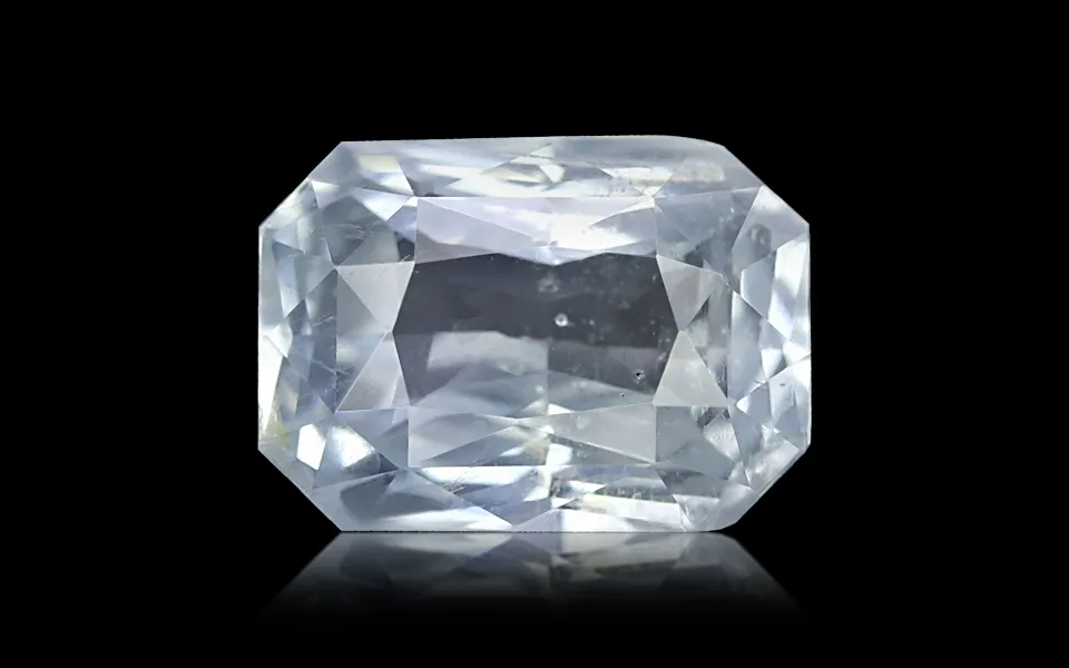 gp153408-1-120925.webp White Sapphire - 5.37 Carats - Image 1
