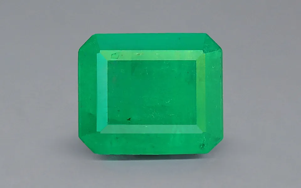 gp158530-1-80426.webp Emerald - 3.74 Carats - Image 1