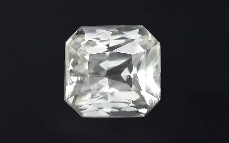 gp160834-1-230626.webp White Sapphire - 3.04 Carats - Image 1