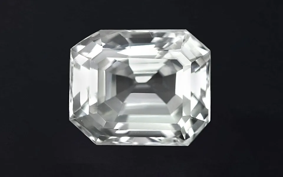 gp160835-1-230626.webp White Sapphire - 3.55 Carats - Image 1