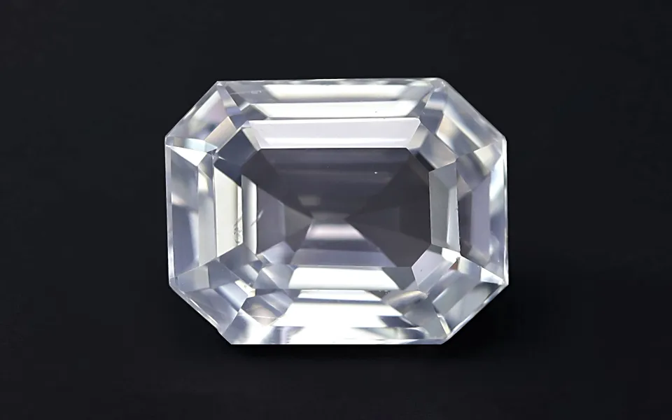 gp160837-1-230626.webp White Sapphire - 3.57 Carats - Image 1