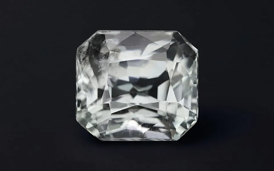 gp160940-1-260626.webp White Sapphire - 5.69 Carats - Image 1
