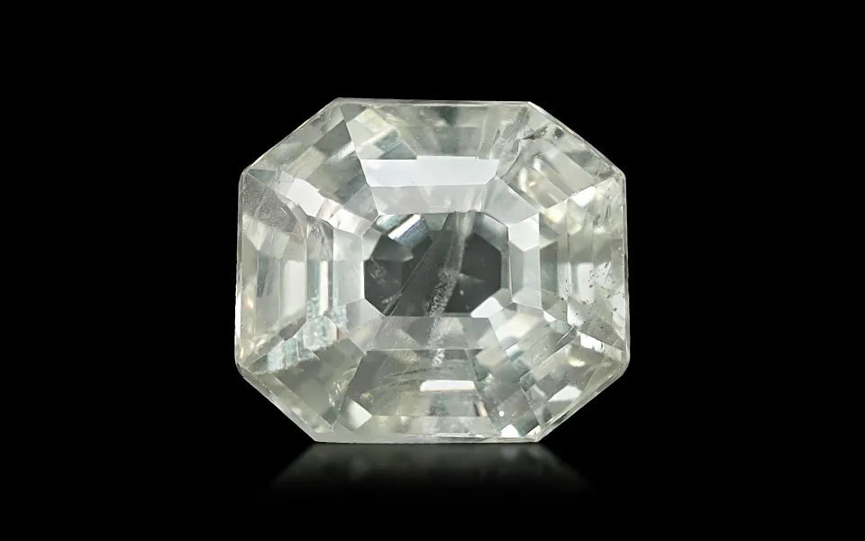 gp66138-1-301023.webp White Sapphire - 5.08 Carats - Image 1