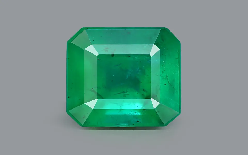 gp74135-1-300625.webp Minor Oil Emerald - 4.62 Carats - Image 1