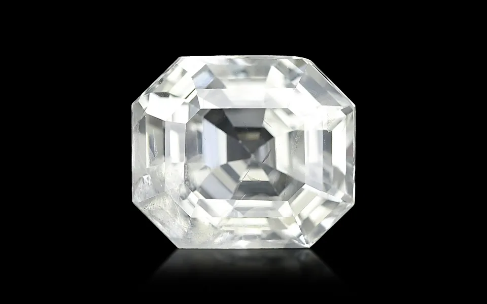 gp99779-1-220622.webp White Sapphire - 6.12 Carats - Image 1