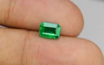 Minor Oil Vivid Green Emerald - 0.95 Carats - Image 2