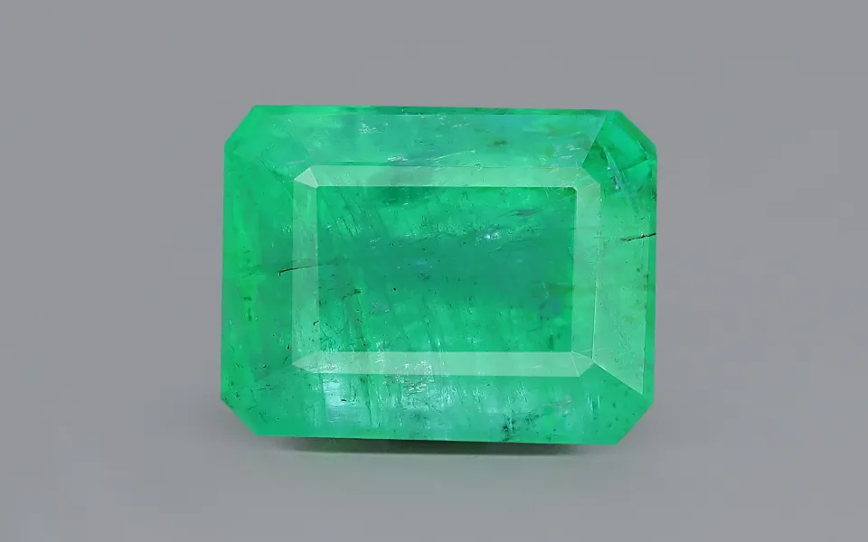 gp122400-1-300625 Emerald - 4.68 Carats - Image 1