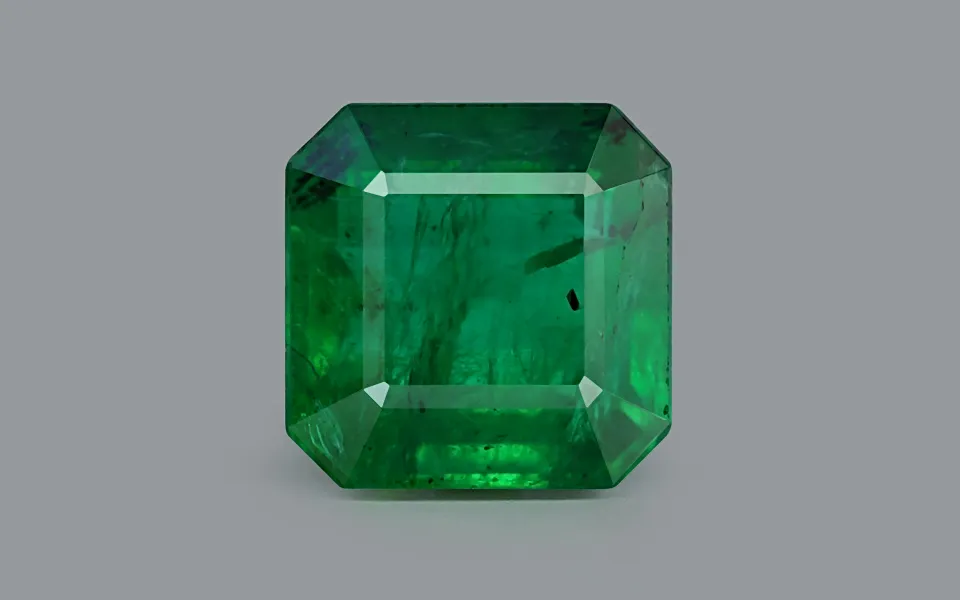 gp145082-1-300625 Vivid Green Emerald - 4.71 Carats - Image 1