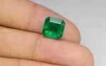 Vivid Green Emerald - 4.71 Carats - Image 2
