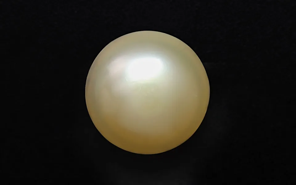 gp152534-1-240725 Natural Pearl 9 MM - 3.75 Carats - Image 1