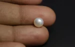 Natural Pearl - 2.24 Carats - Image 2