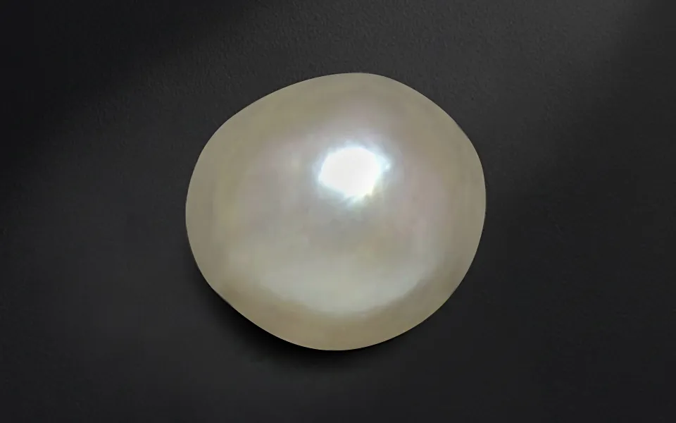 gp161682-1-30826 Natural Pearl - 4.78 Carats - Image 1